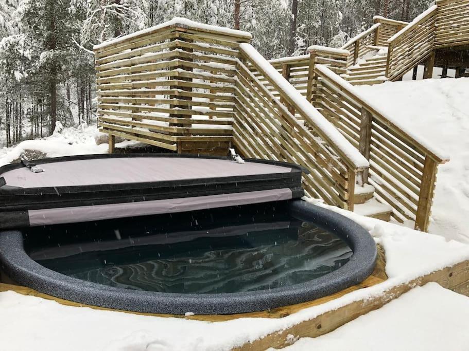 Tretoppen - Ny Moderne Hytte, Unike Finnskogen Torsby Exterior foto